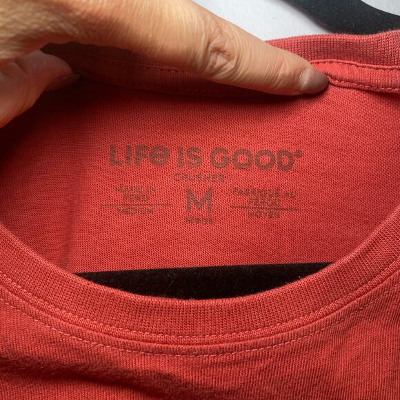 Life Is Good Men's size Medium Red Happy Pawlidays Dog Long Sleeve T-Shirt - Picture 3 of 8